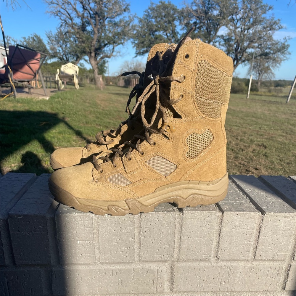 Men’s 5.11 Tactial Boots. Worn Once